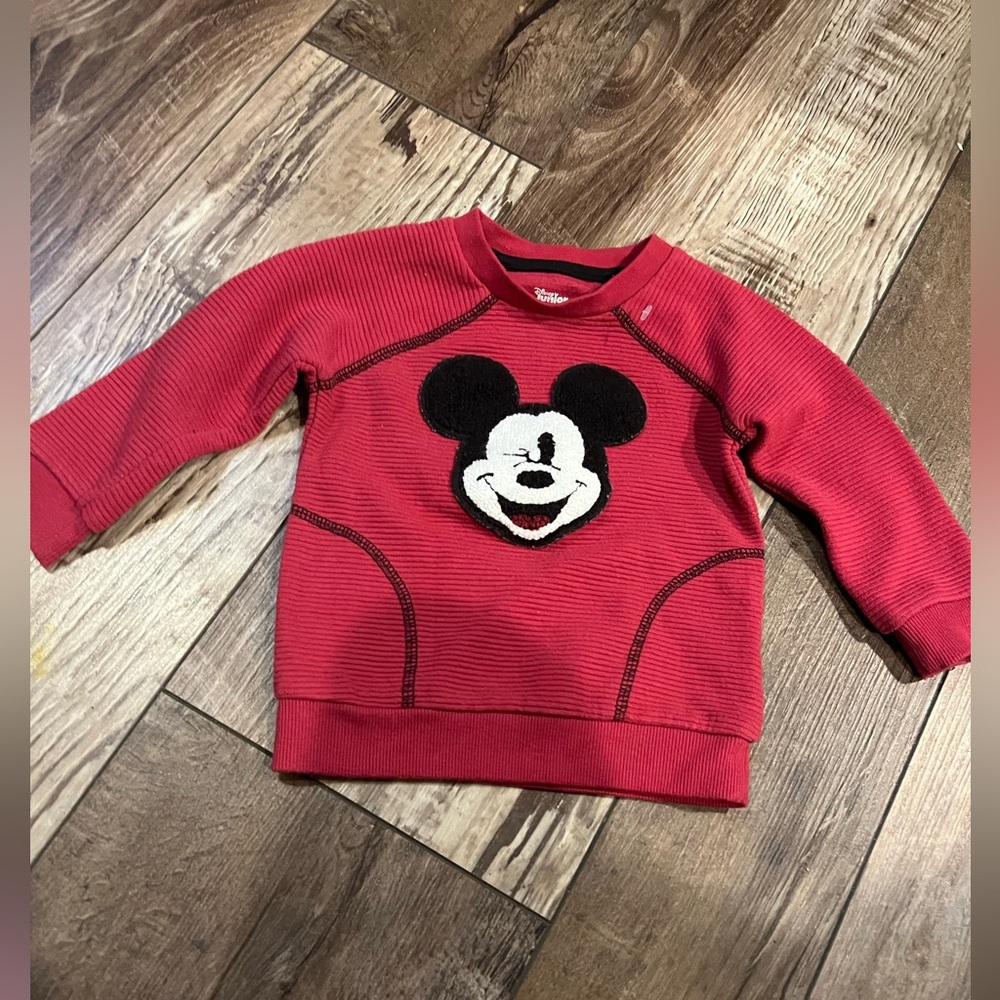 Disney Kids Red Mickey Mouse Pullover Red Size 6-9 months